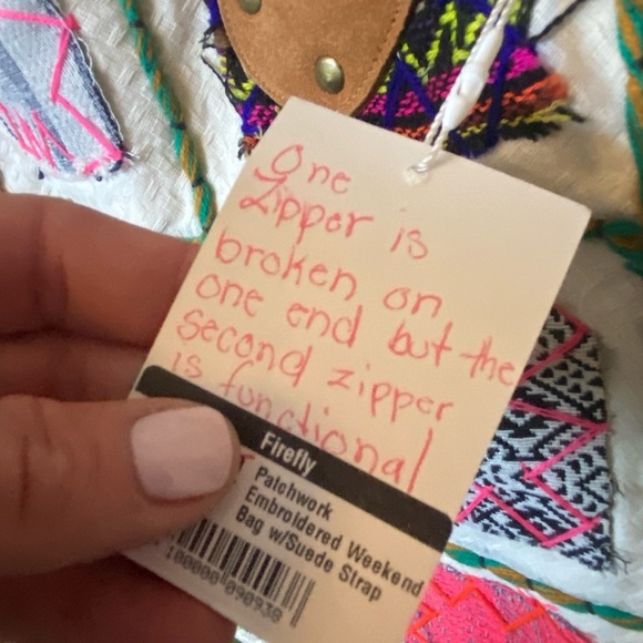 NWT!🎉FUN & FABULOUS bag🎉use it for travel, to the gym,for anything at all!! - Picture 3 of 15